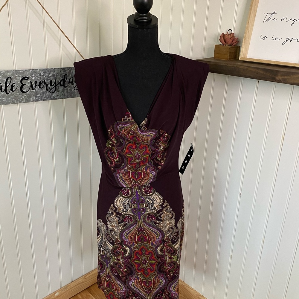 Stretchy dress with Shoulder Pads